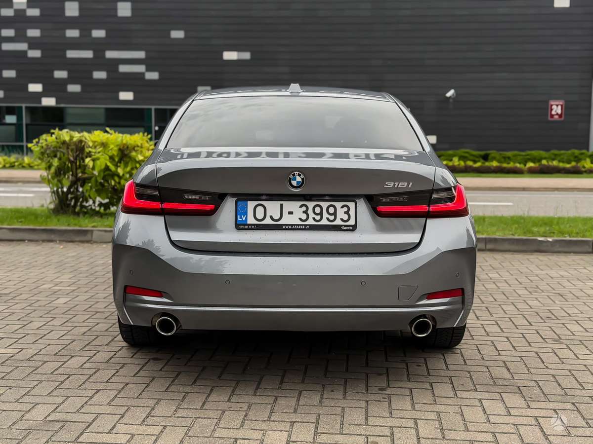 BMW 318, 2.0 l., Седан