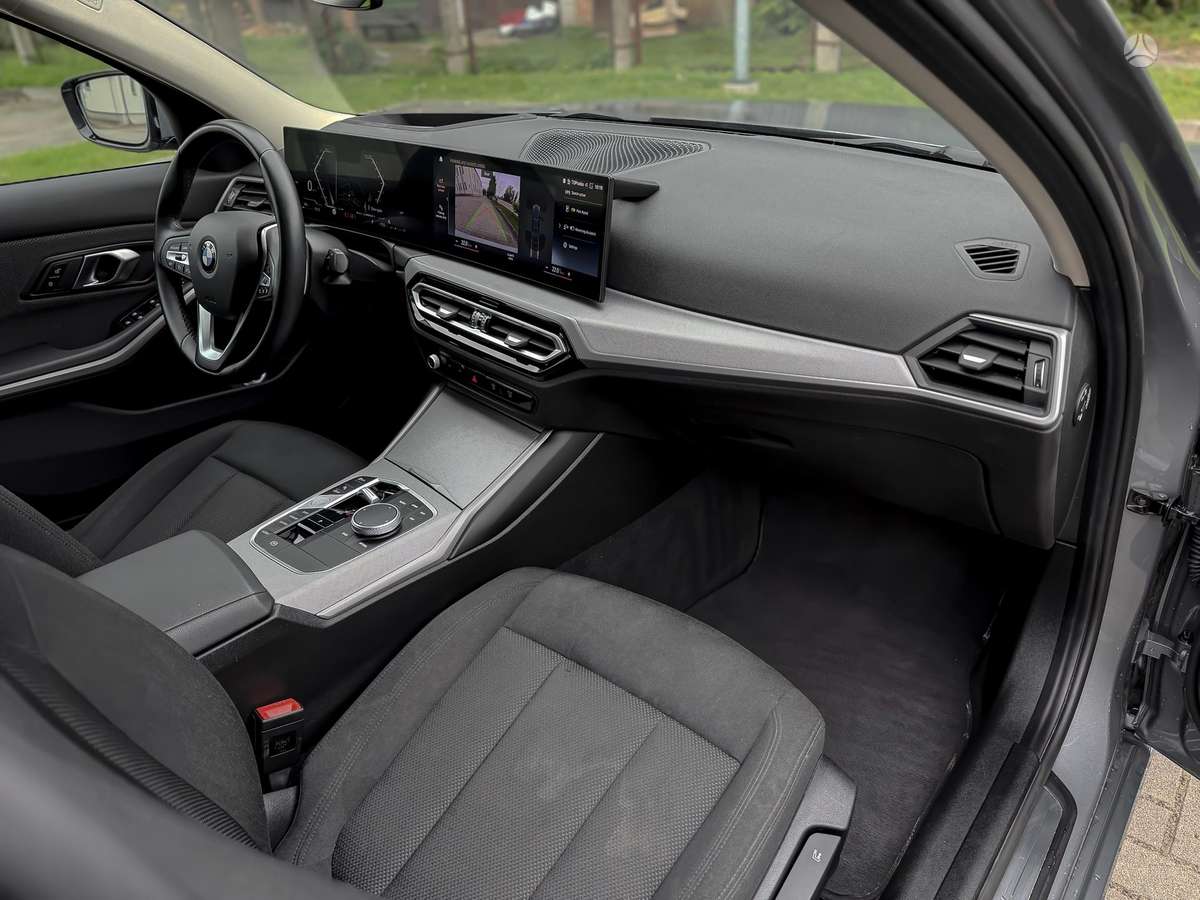 BMW 318, 2.0 l., Седан