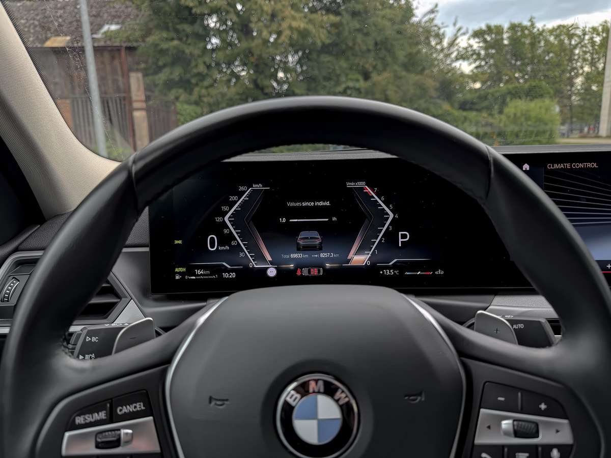 BMW 318, 2.0 l., Седан