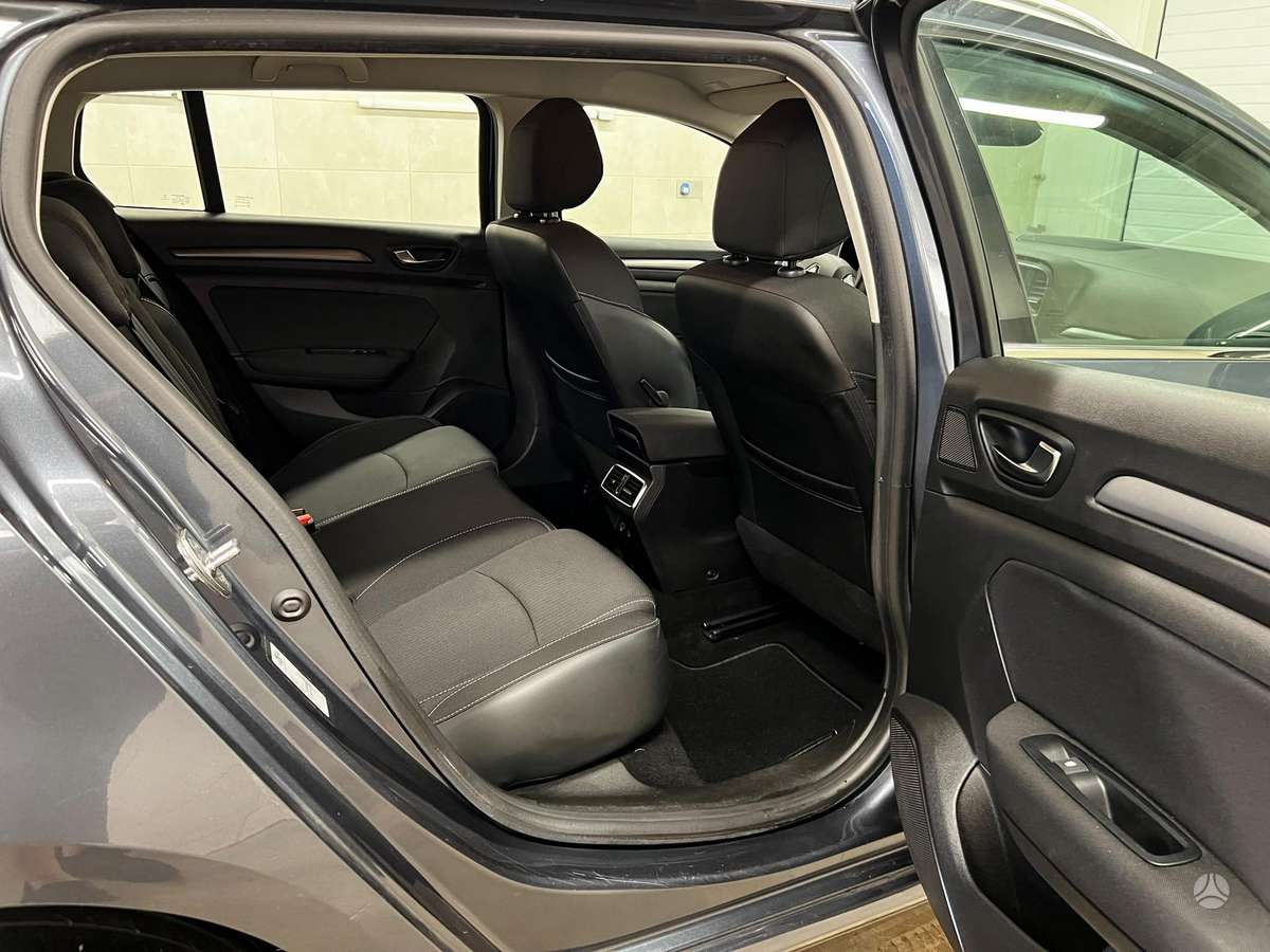 Renault Megane - 9