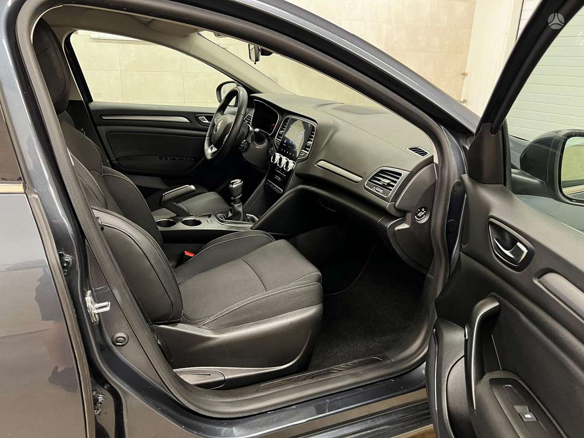 Renault Megane - 7