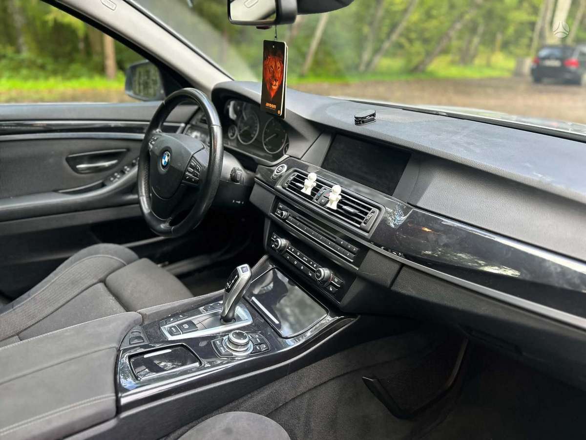 BMW 520, 2.0 l., Универсал