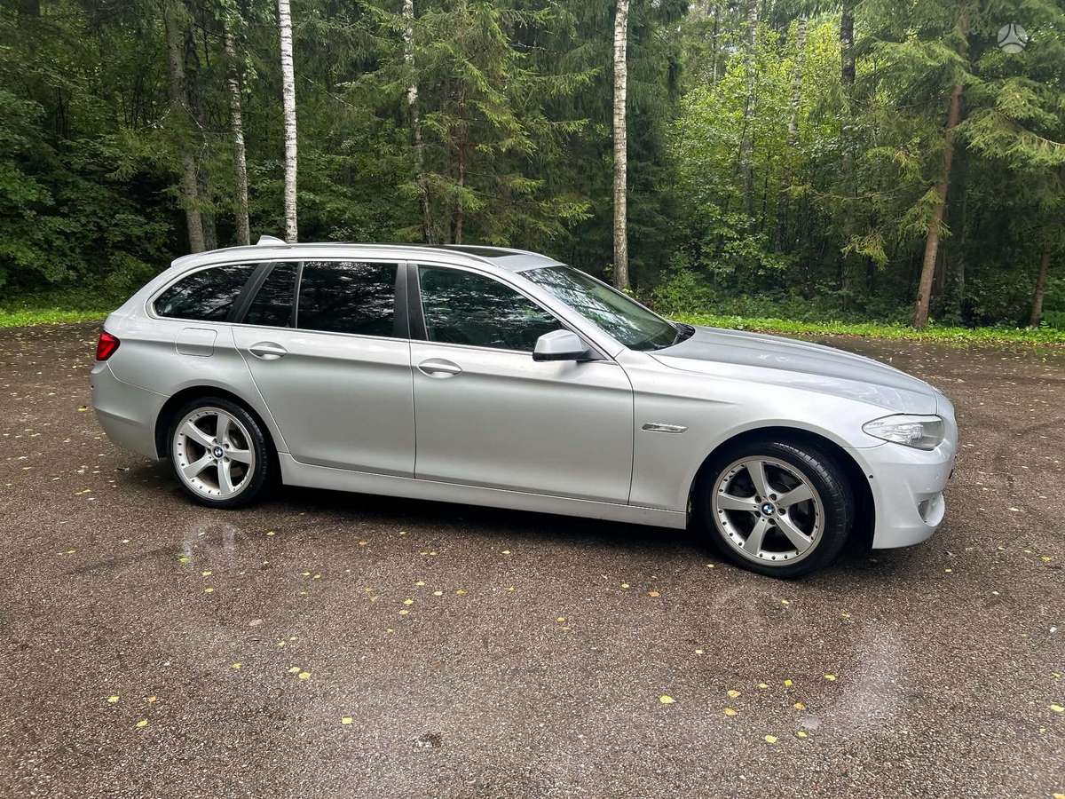 BMW 520, 2.0 l., Универсал
