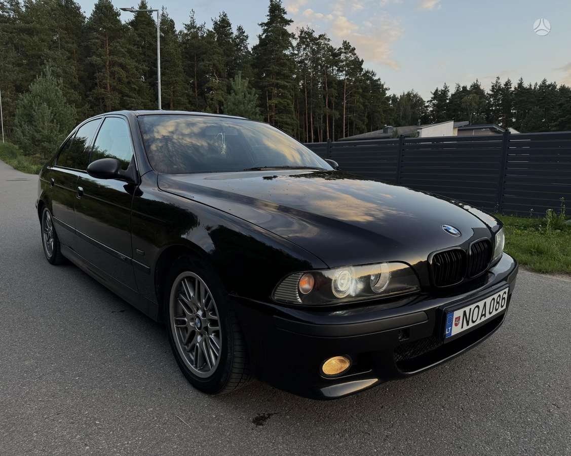BMW 523, 2.5 l., Седан