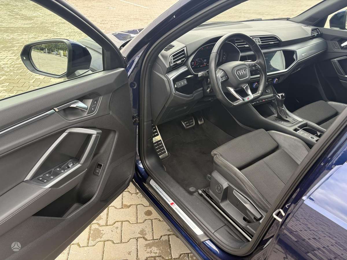 Audi Q3 - 11