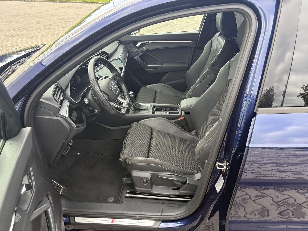 Audi Q3 - 12