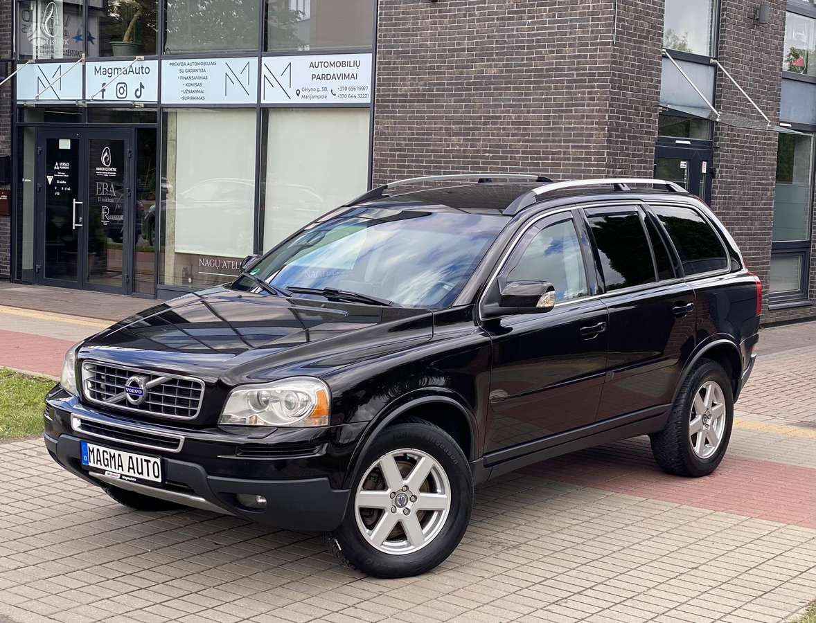 Volvo XC90, 2.4 l., off-road / crossover