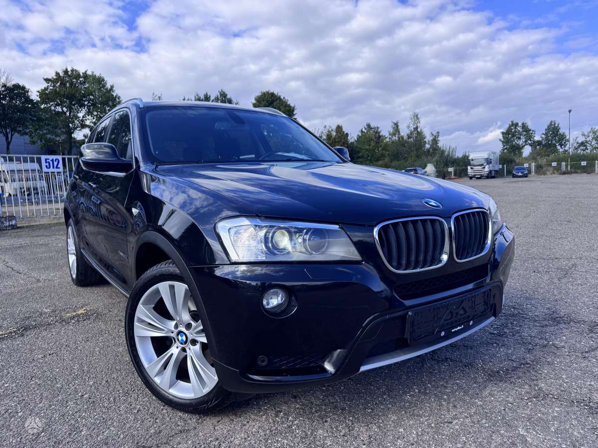 BMW X3, 2.0 l., off-road / crossover