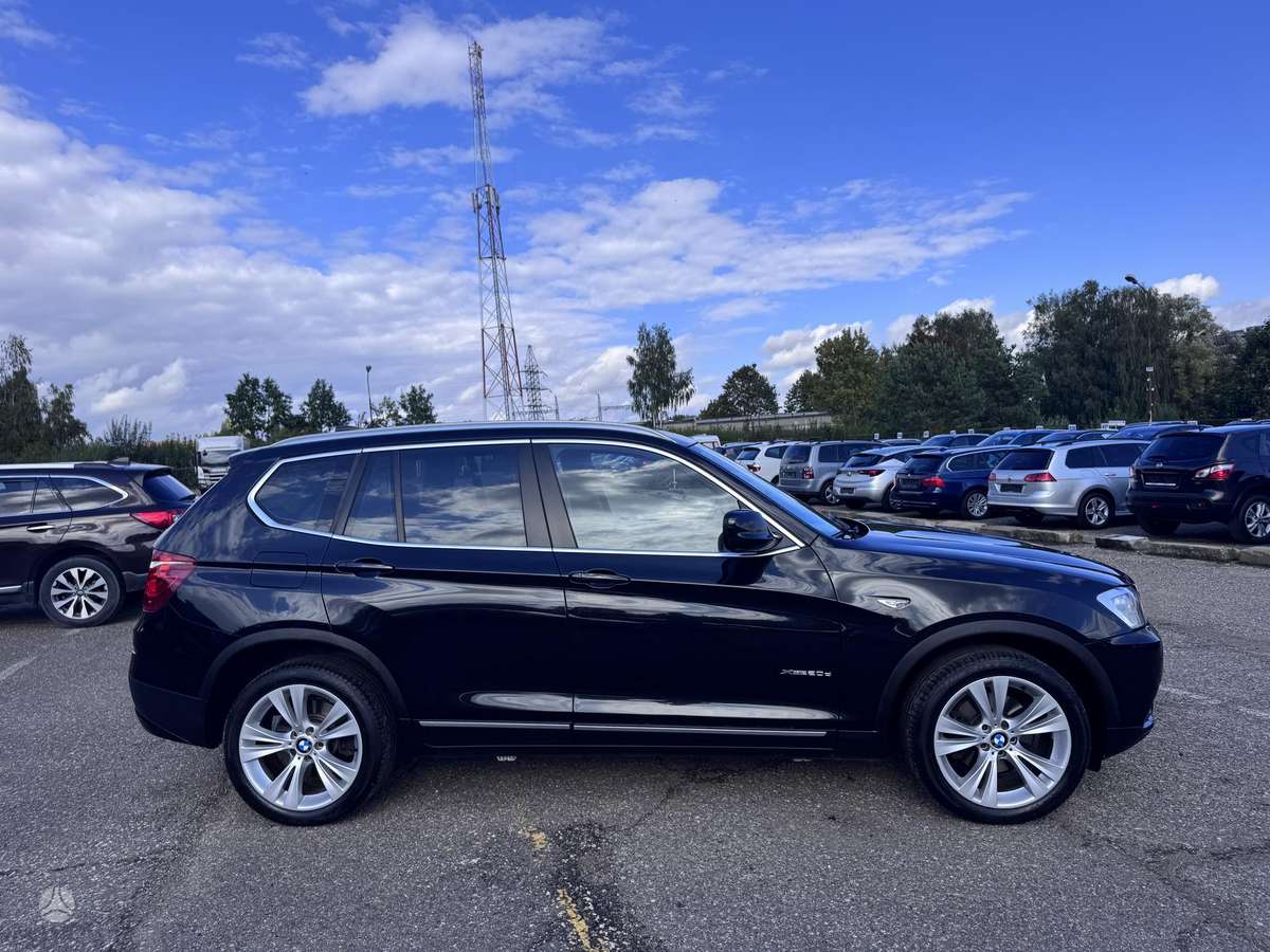 BMW X3, 2.0 l., off-road / crossover