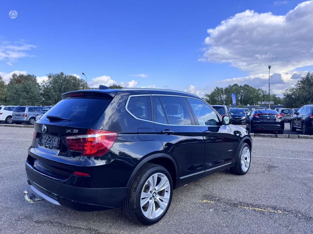 BMW X3, 2.0 l., off-road / crossover
