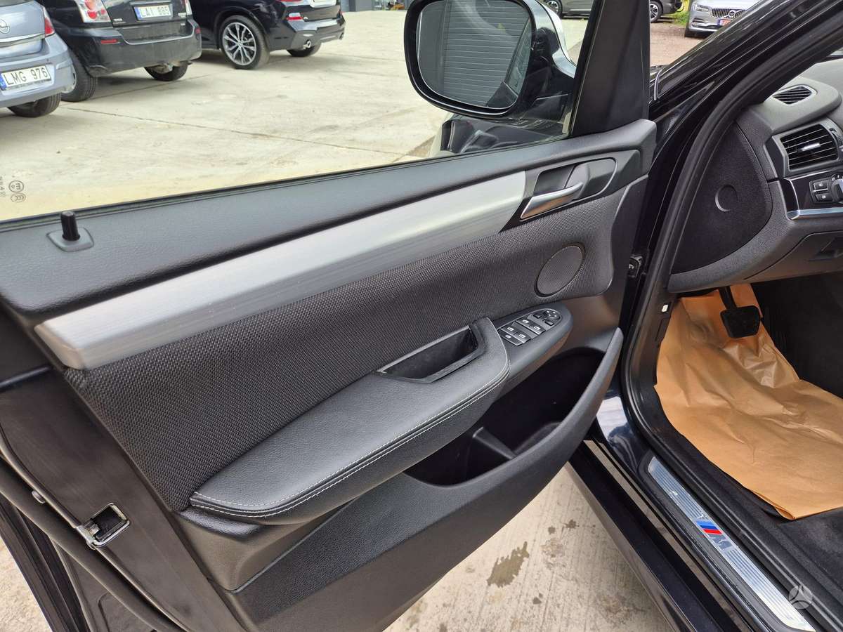 BMW X3, 3.0 l., off-road / crossover