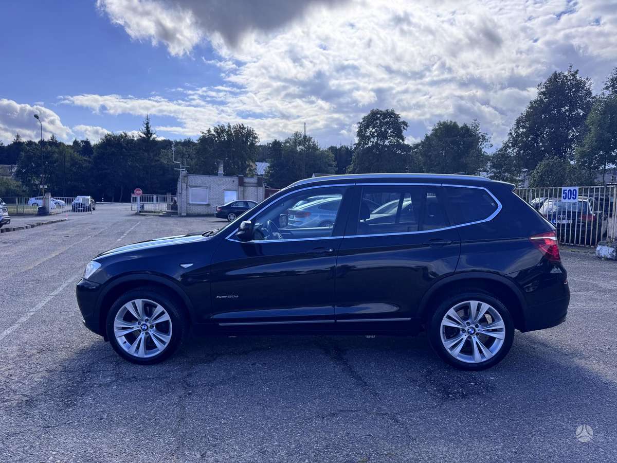 BMW X3, 2.0 l., off-road / crossover