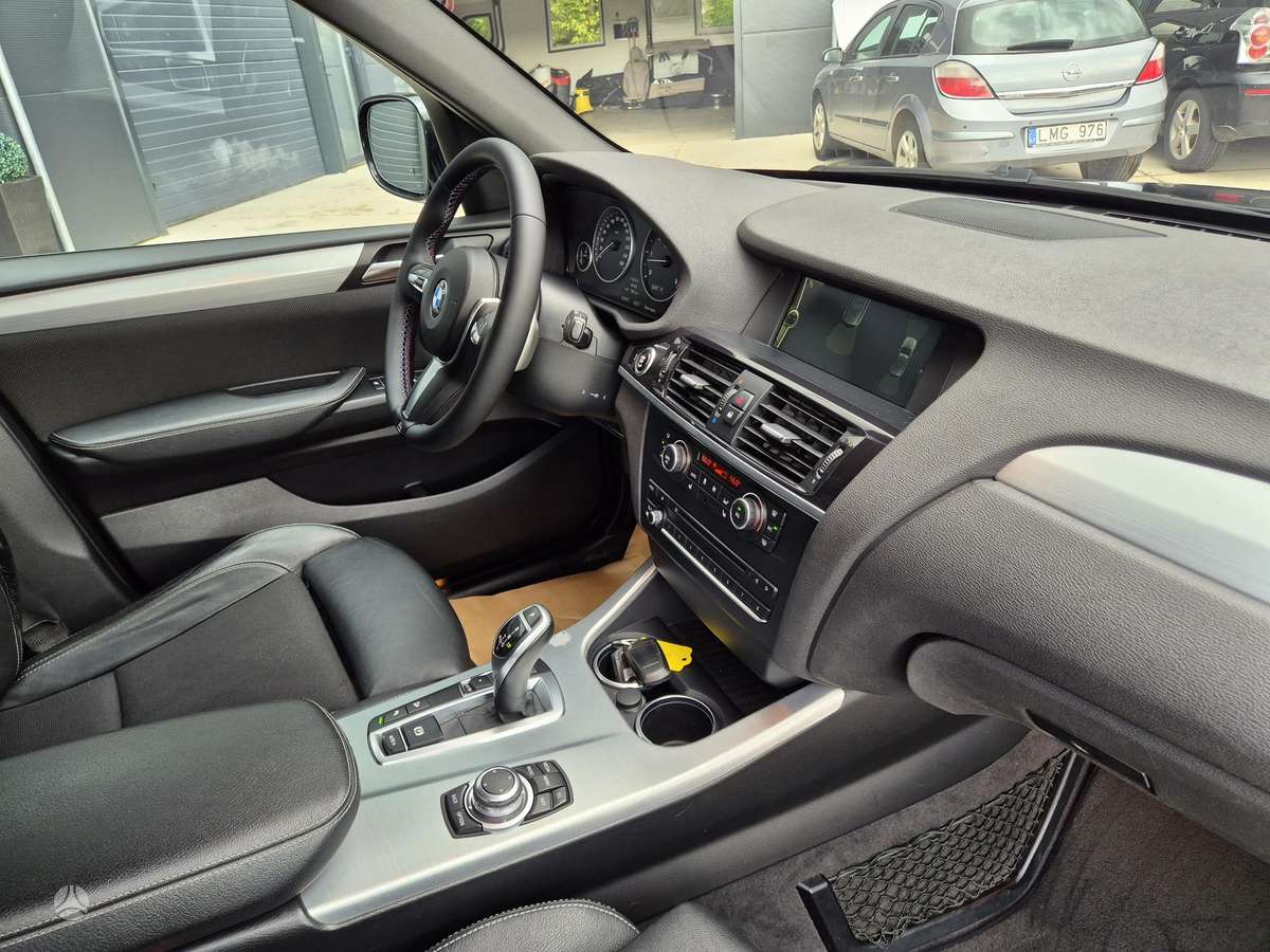 BMW X3, 3.0 l., off-road / crossover