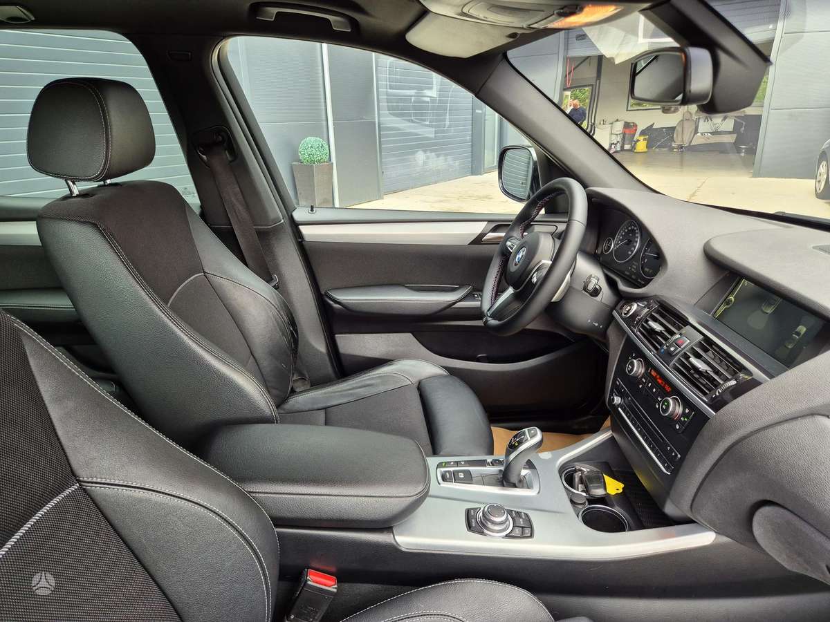 BMW X3, 3.0 l., off-road / crossover