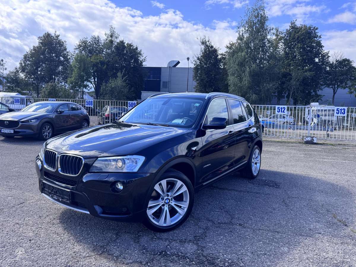 BMW X3, 2.0 l., off-road / crossover