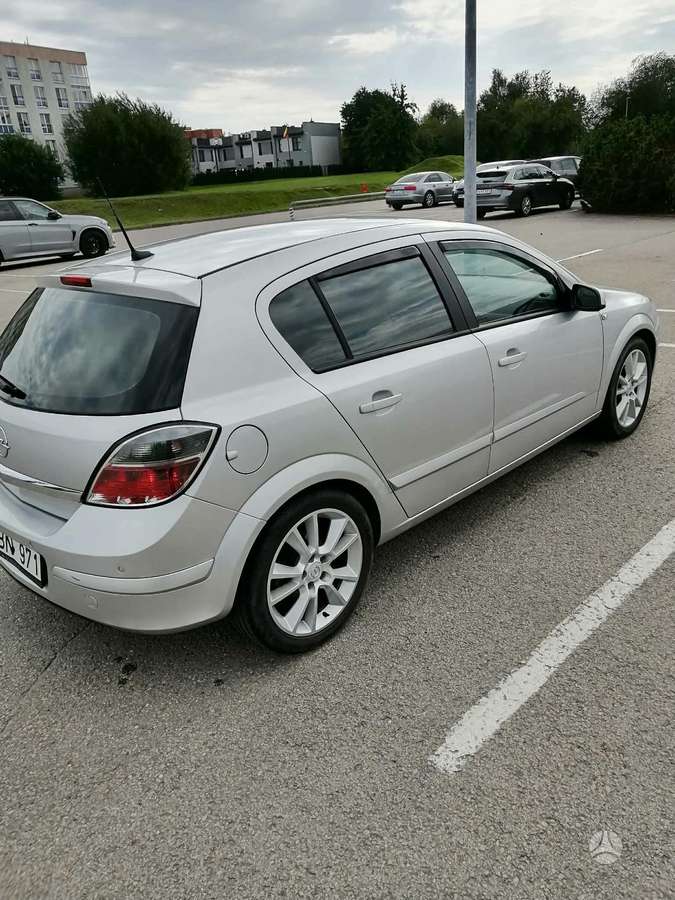 Opel Astra - 4
