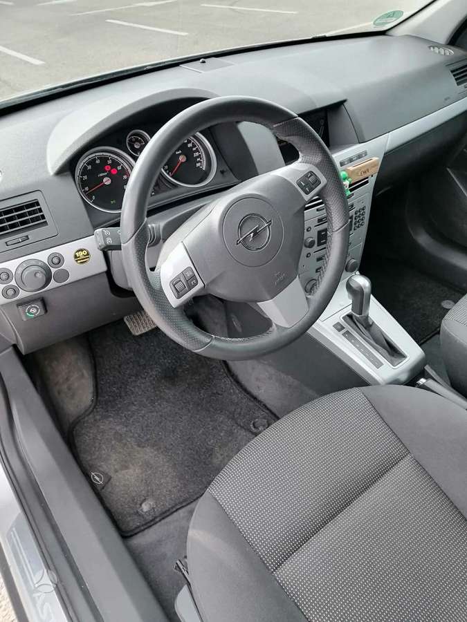 Opel Astra - 8