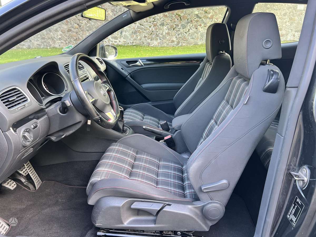 Volkswagen Golf, 2.0 l., Хэтчбек