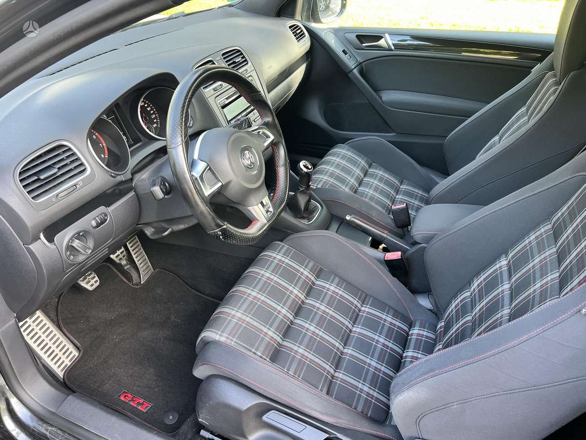 Volkswagen Golf, 2.0 l., Хэтчбек