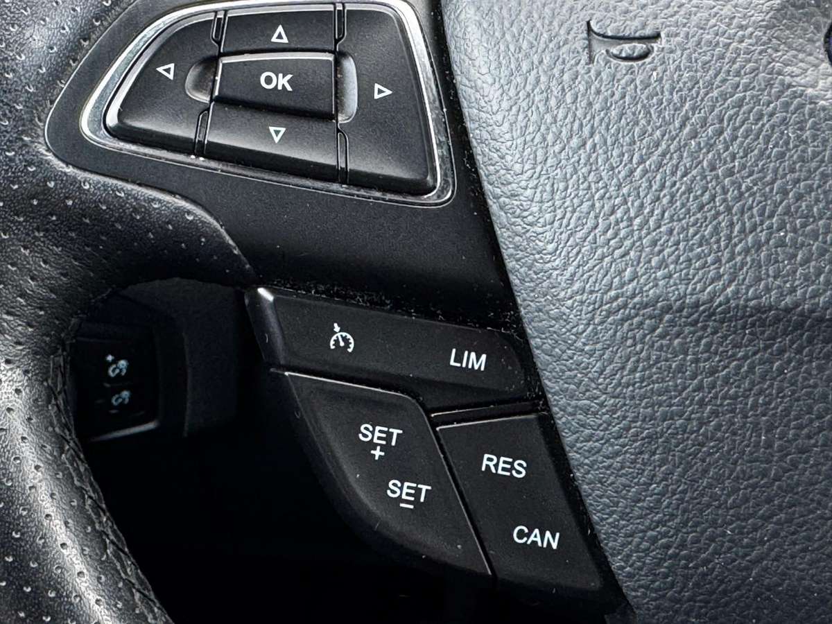 Ford Focus, 1.0 l., universalas