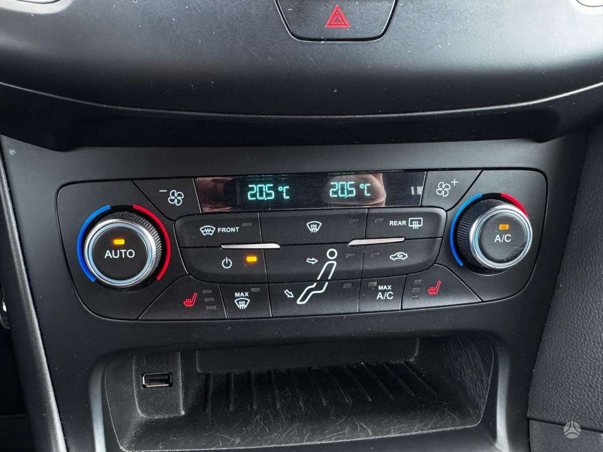 Ford Focus, 1.0 l., universalas