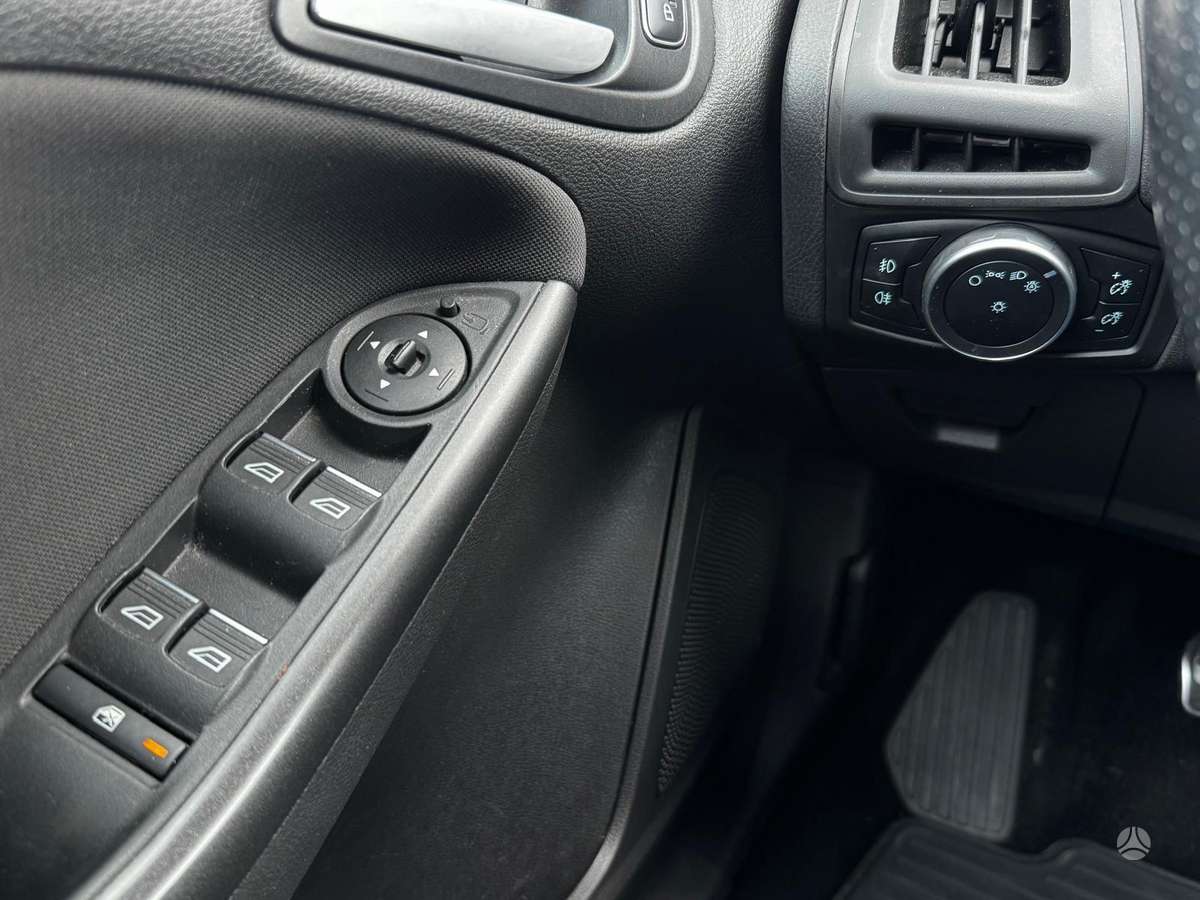 Ford Focus, 1.0 l., universalas
