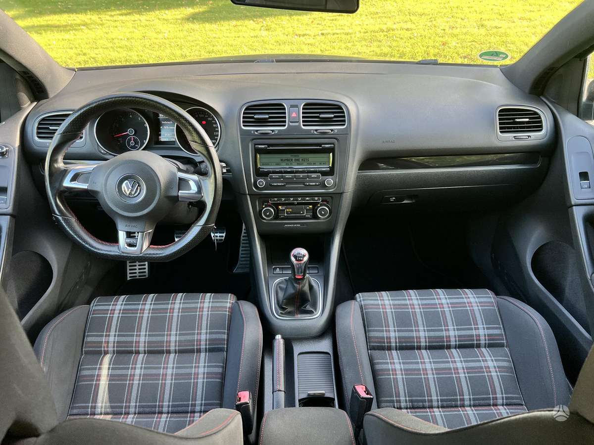 Volkswagen Golf, 2.0 l., Хэтчбек