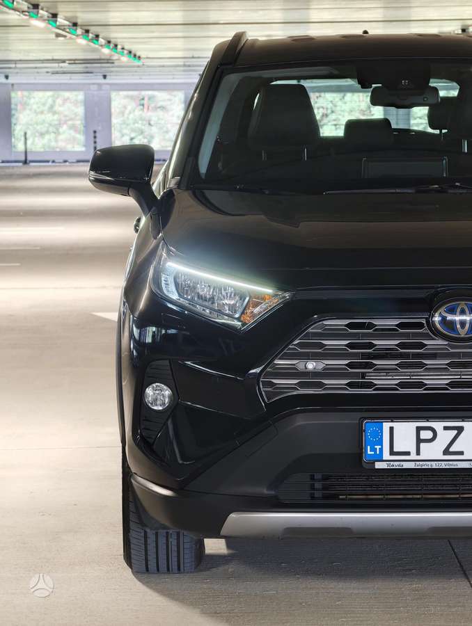 Toyota RAV4 - 3