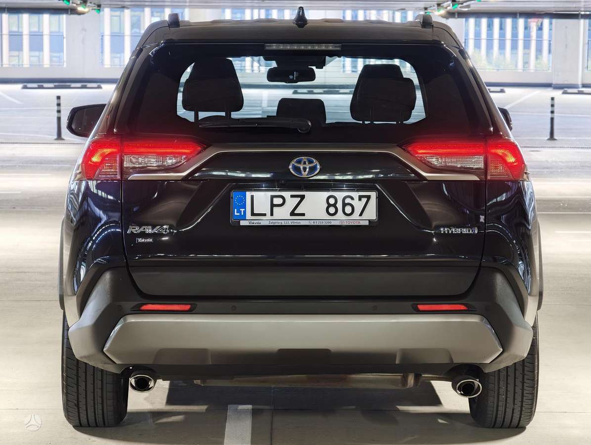 Toyota RAV4 - 6
