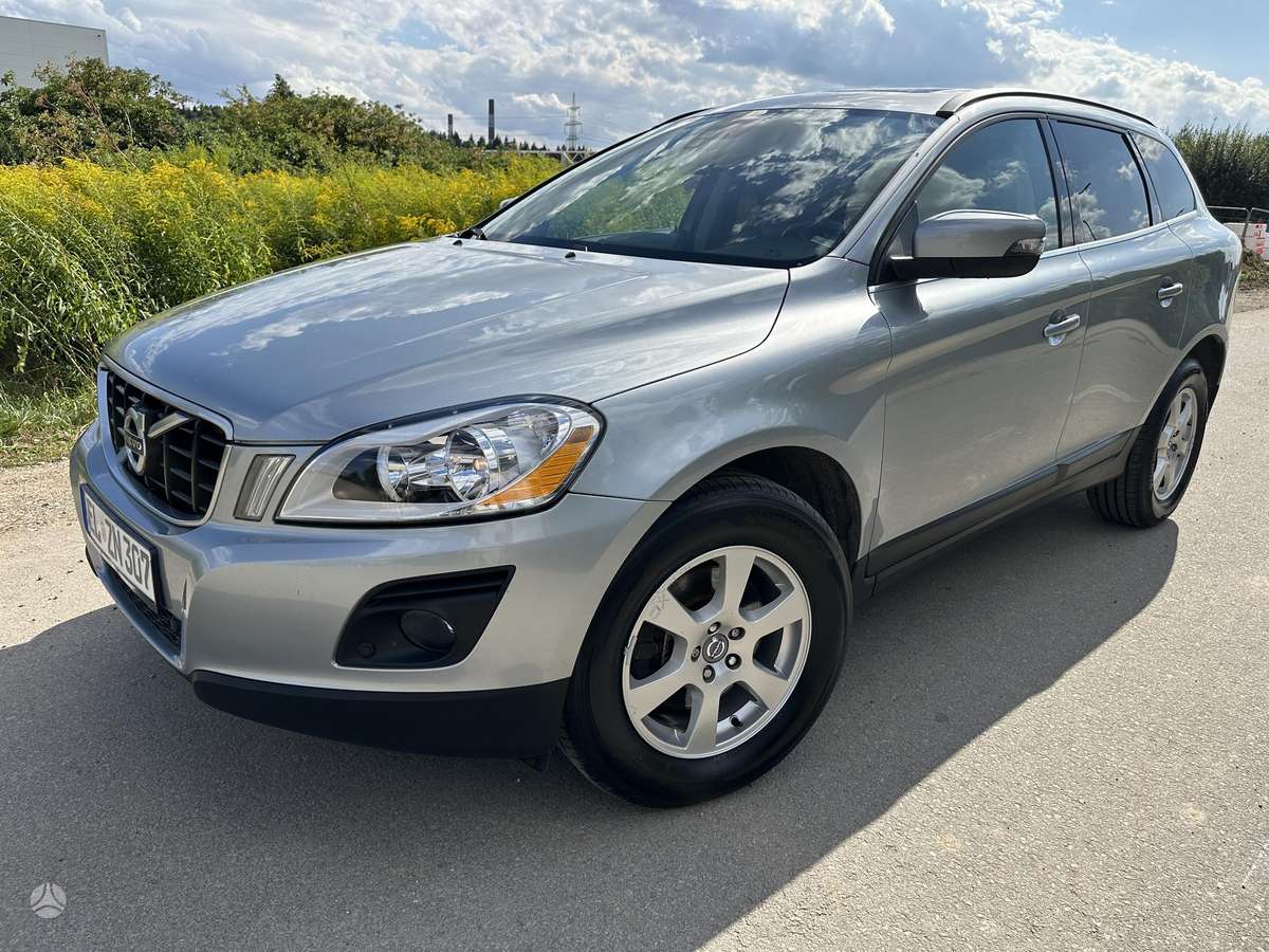 Volvo XC60, 2.4 l., Внедорожник / Кроссовер