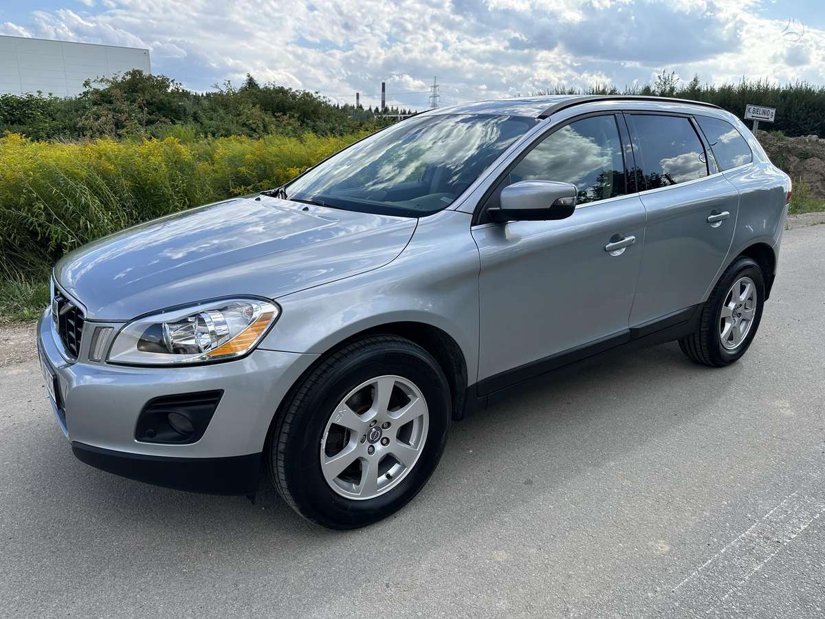 Volvo XC60, 2.4 l., Внедорожник / Кроссовер