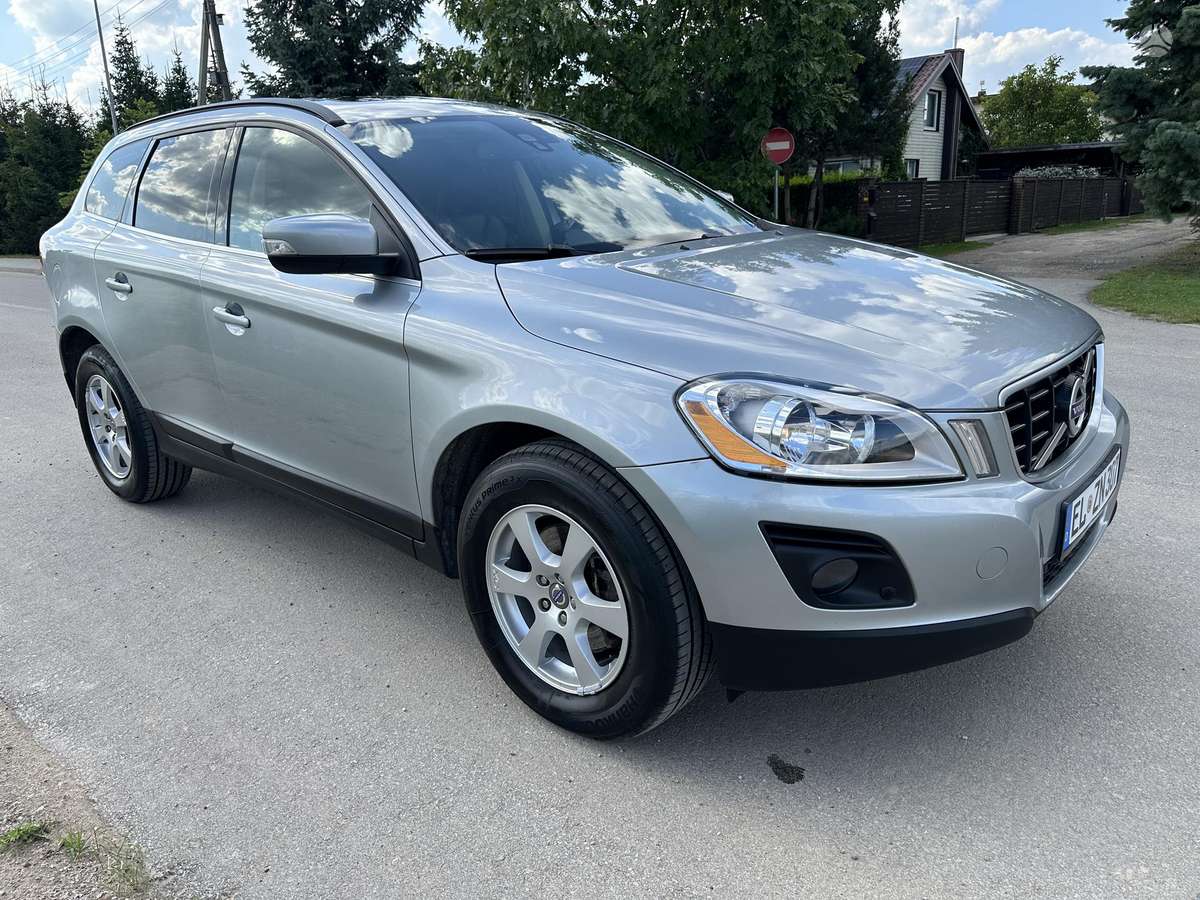 Volvo XC60, 2.4 l., Внедорожник / Кроссовер