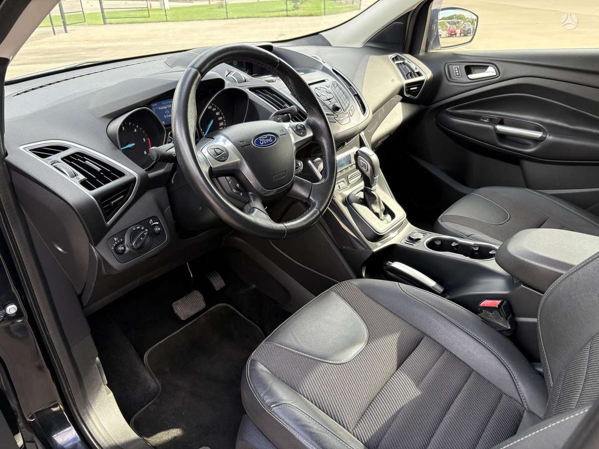 Ford Kuga, 2.0 l., Внедорожник / Кроссовер
