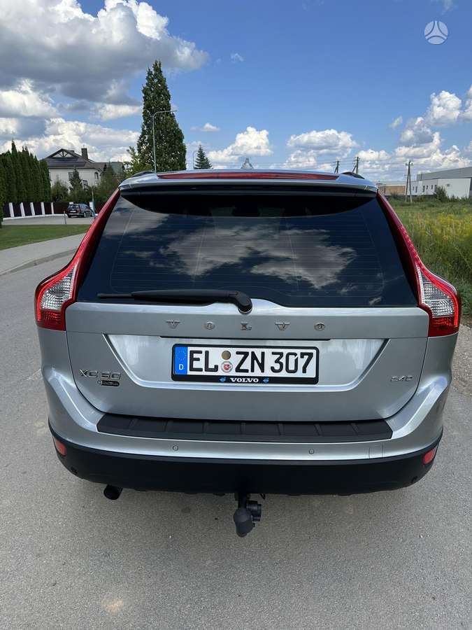 Volvo XC60, 2.4 l., Внедорожник / Кроссовер