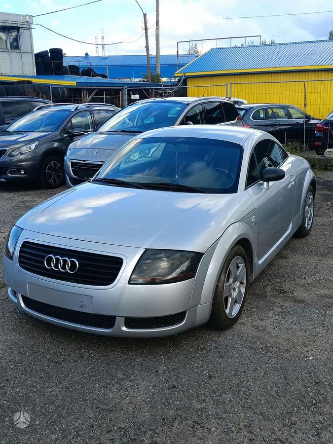 Audi TT, 1.8 l., Седан