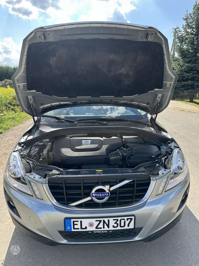Volvo XC60, 2.4 l., Внедорожник / Кроссовер