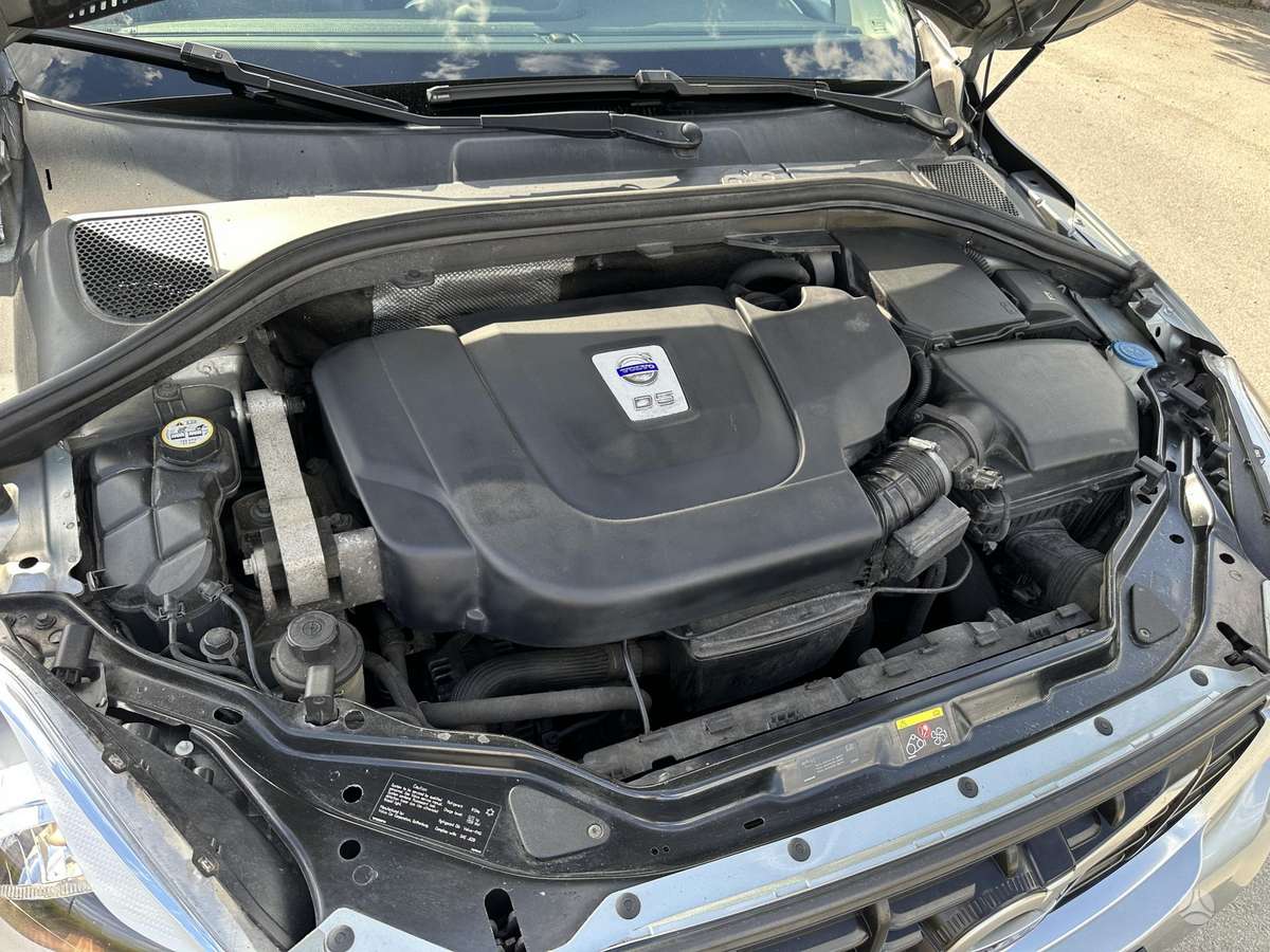 Volvo XC60, 2.4 l., Внедорожник / Кроссовер