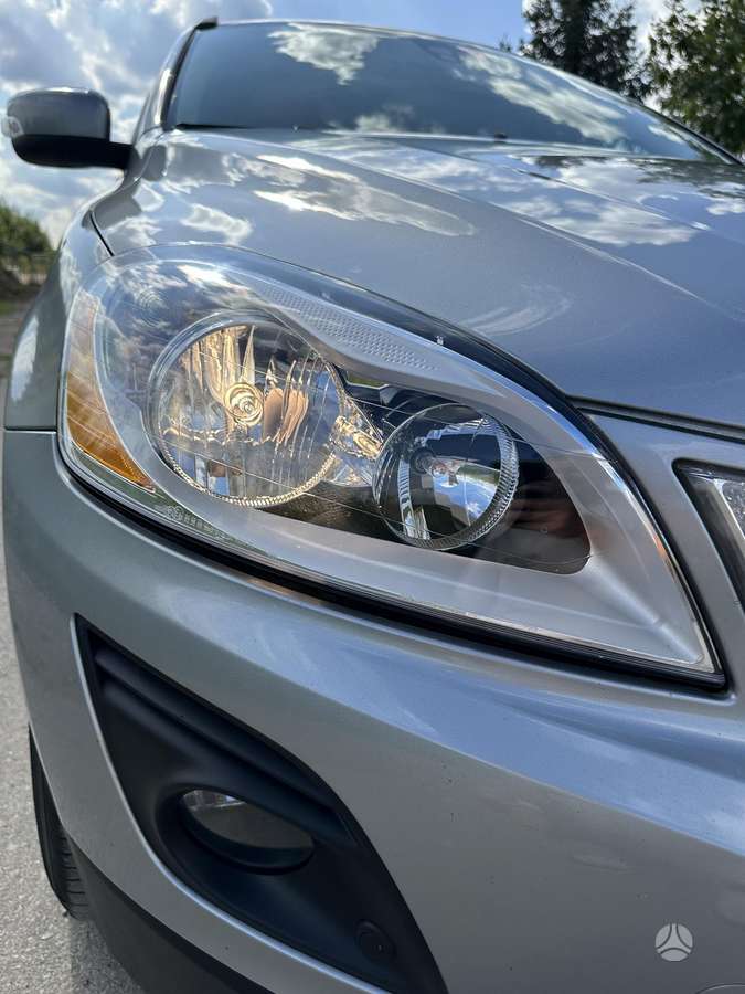 Volvo XC60, 2.4 l., Внедорожник / Кроссовер