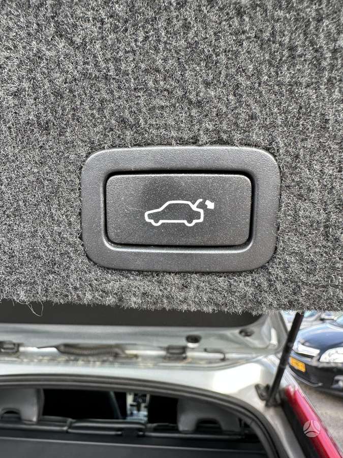Volvo XC60, 2.4 l., Внедорожник / Кроссовер