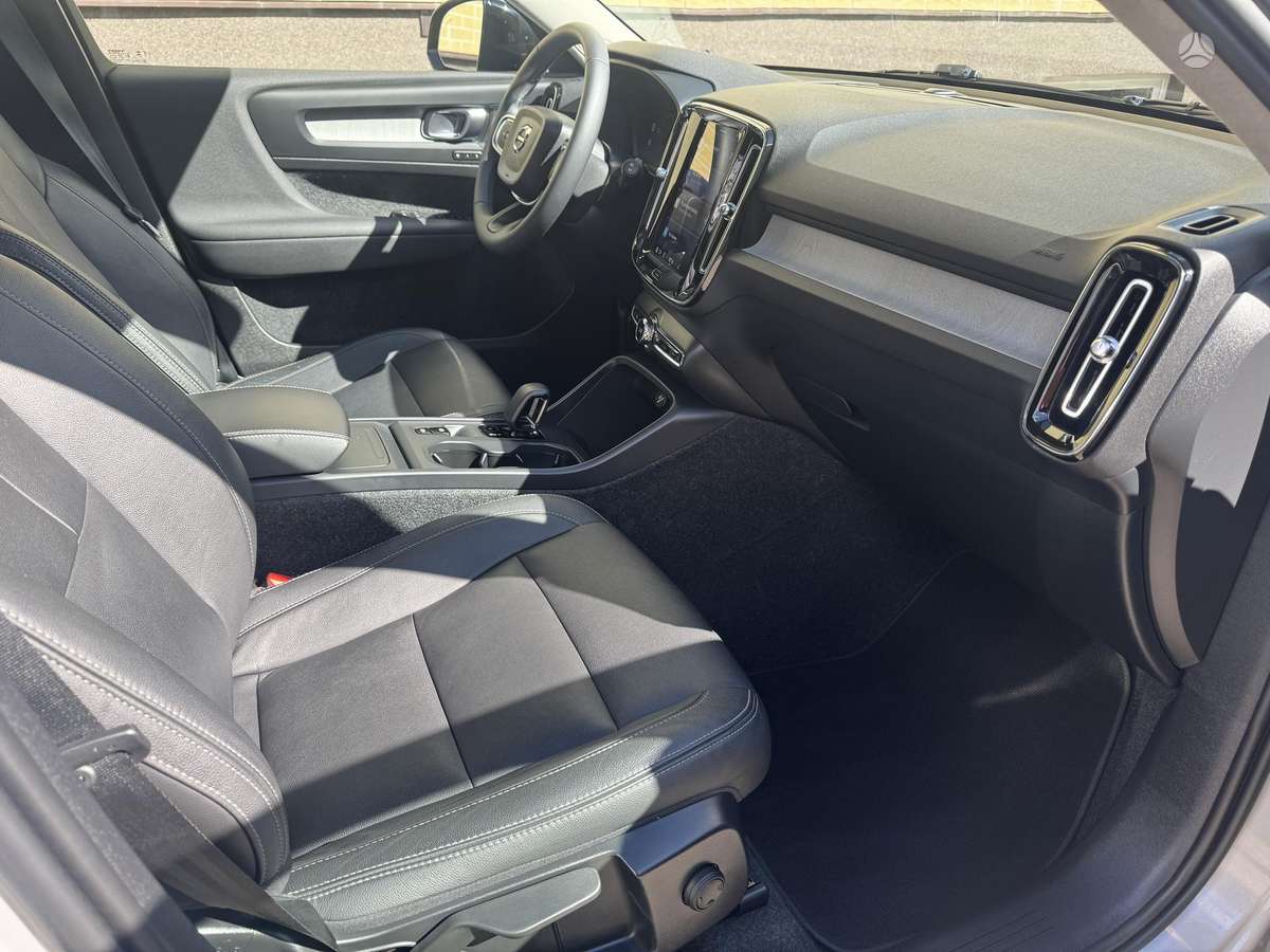Volvo XC40 - 9