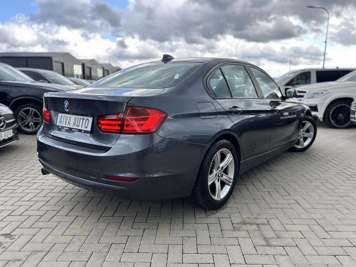 BMW 318, 2.0 l., Седан