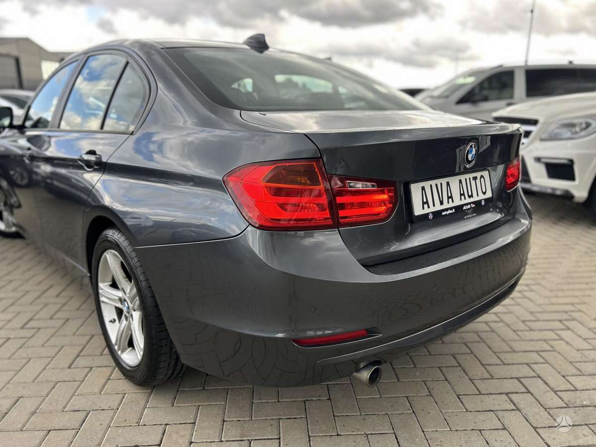 BMW 318, 2.0 l., Седан