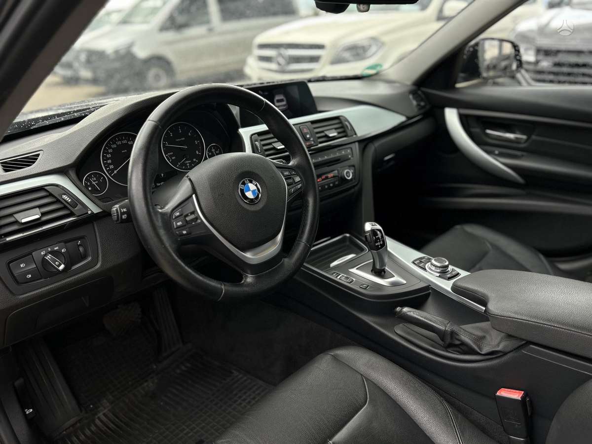 BMW 318, 2.0 l., Седан