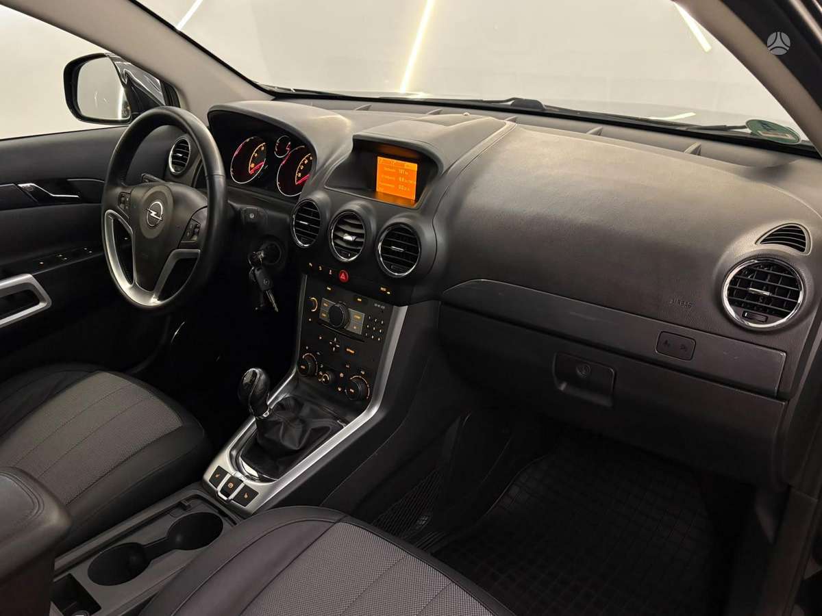 Opel Antara - 9