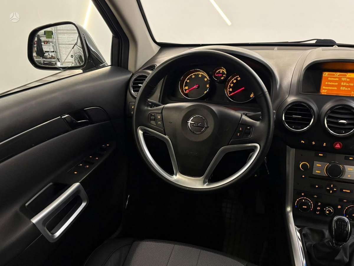 Opel Antara - 10