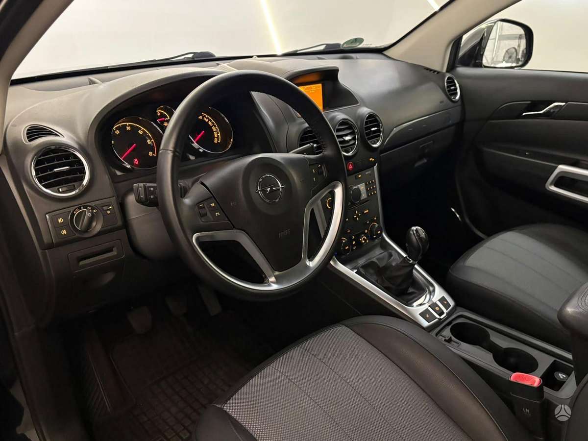 Opel Antara - 2