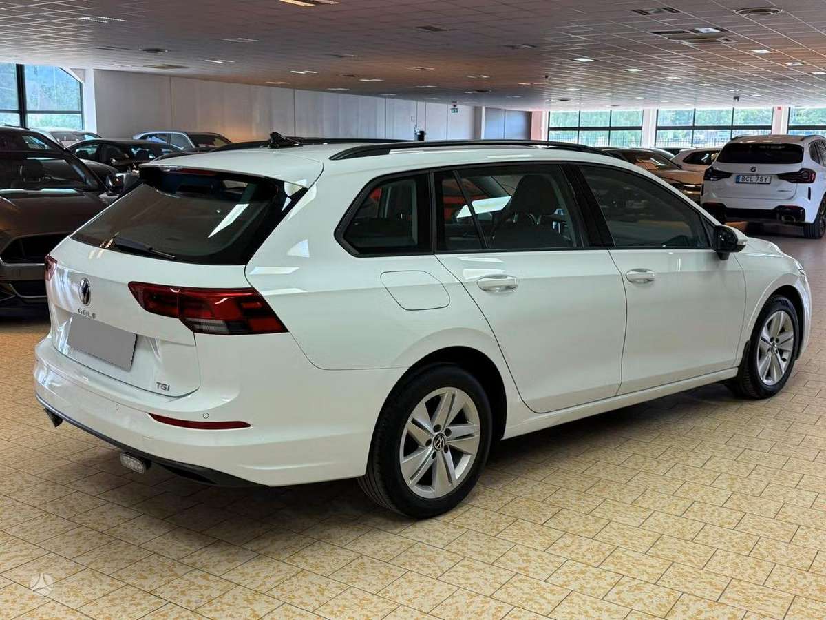 Volkswagen Golf - 4