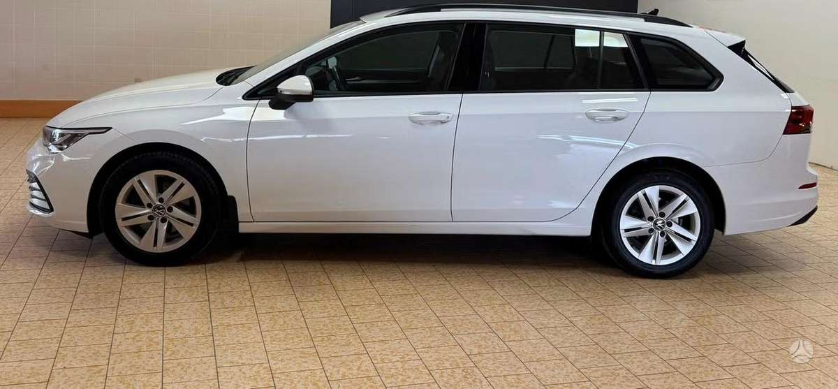 Volkswagen Golf - 6