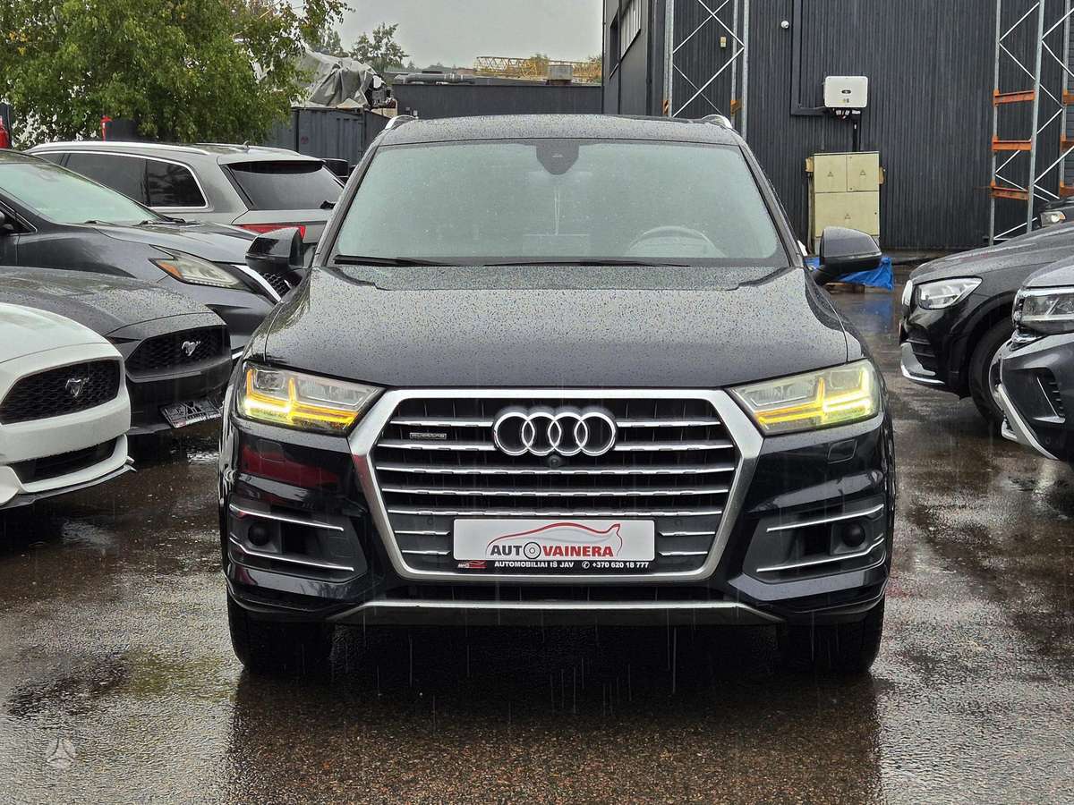 Audi Q7, 3.0 l., off-road / crossover