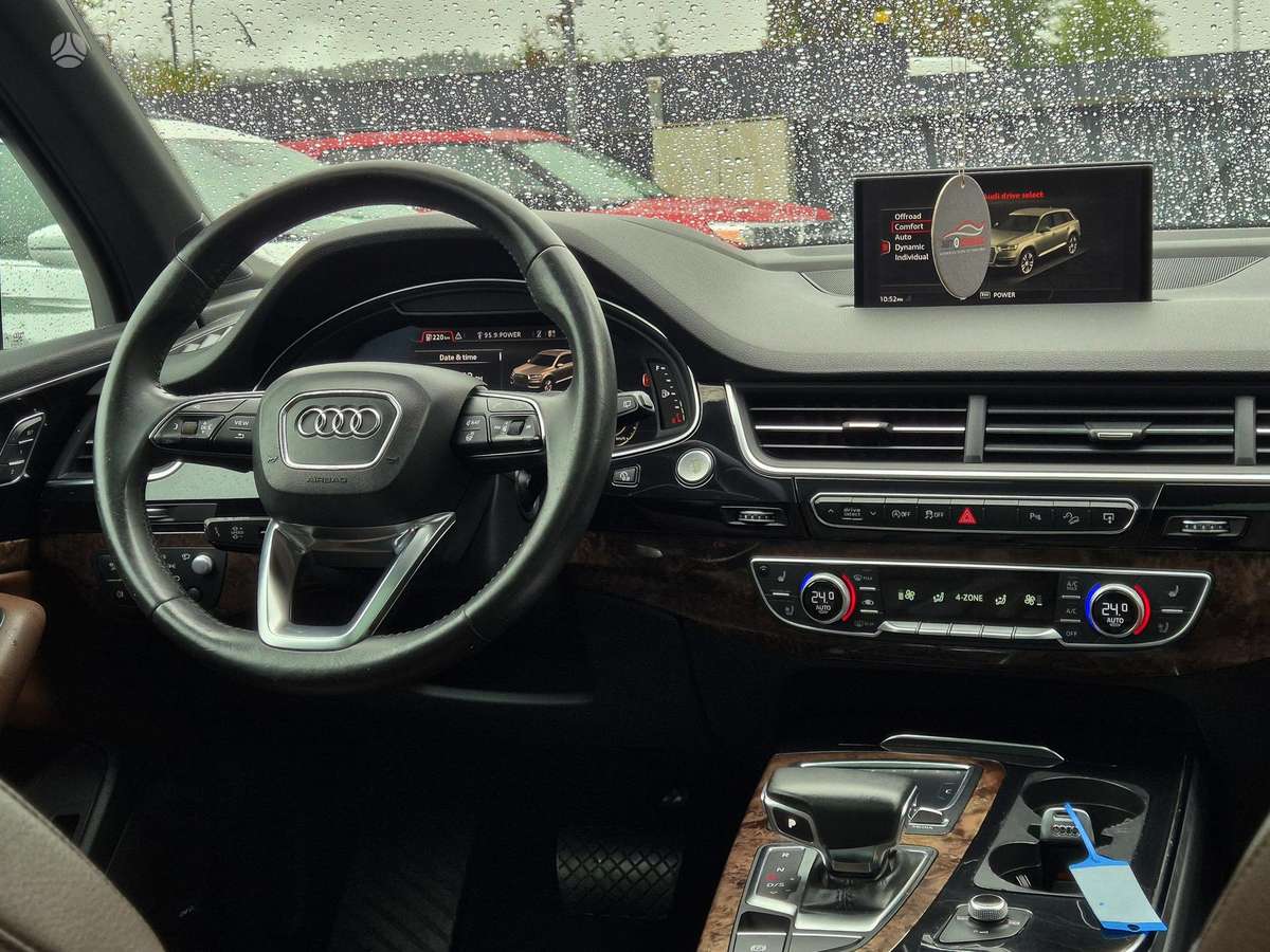 Audi Q7, 3.0 l., Внедорожник / Кроссовер